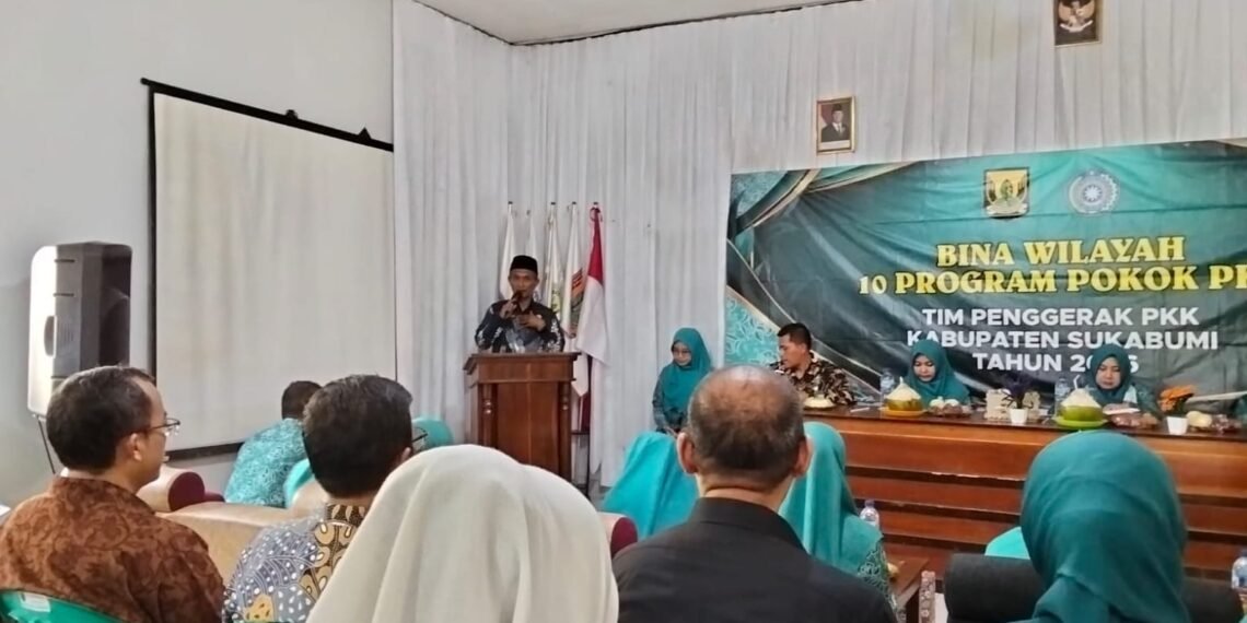 Kepala KUA Ciracap Pimpin Doa dalam Bina Wilayah TP PKK Kabupaten Sukabumi
