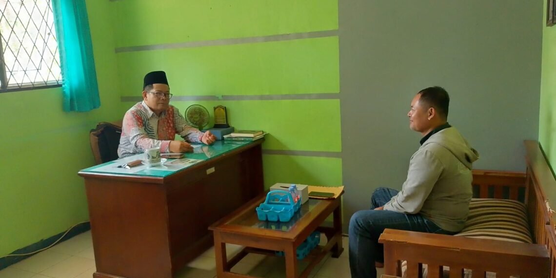 Kepala KUA Surade Jelaskan Ketentuan Biaya Nikah dan Pentingnya Bimbingan Perkawinan