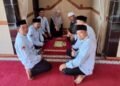 Pastikan Ketepatan Arah Salat, Penyuluh KUA Cikakak Kalibrasi Kiblat Masjid Nurul Habib