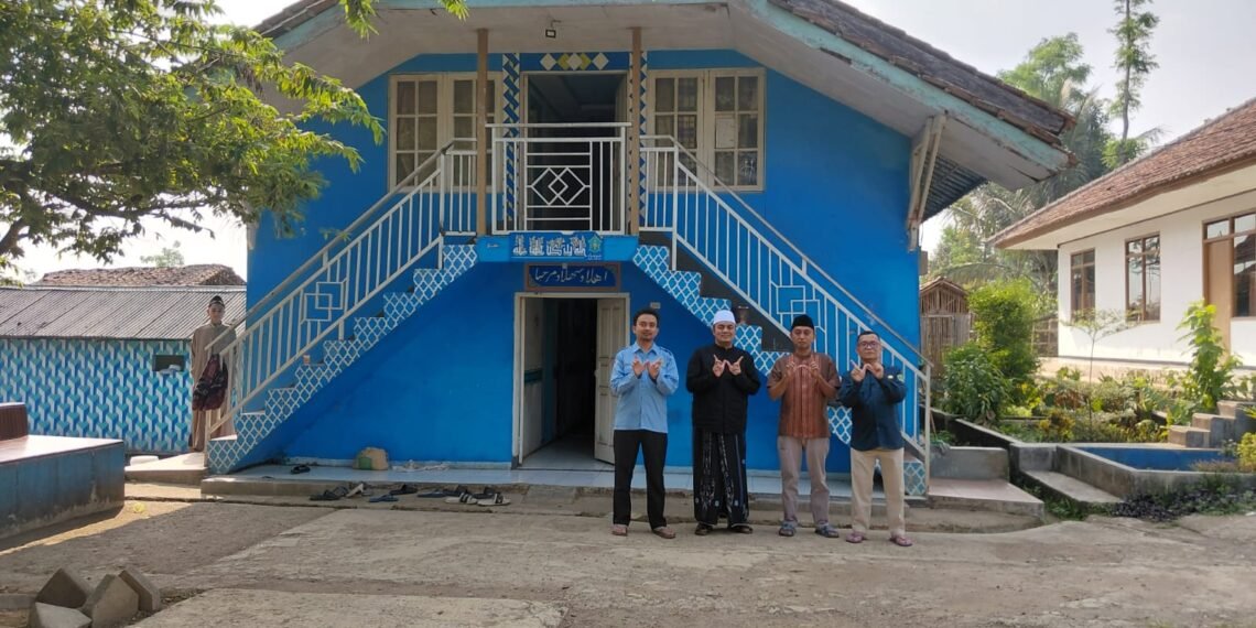 KUA Sukaraja Lakukan Survei Tanah Wakaf di Desa Selawangi