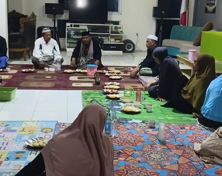 Jaga Lisan, Penyuluh KUA Kadudampit Ajak Jemaah Perkuat Akhlak
