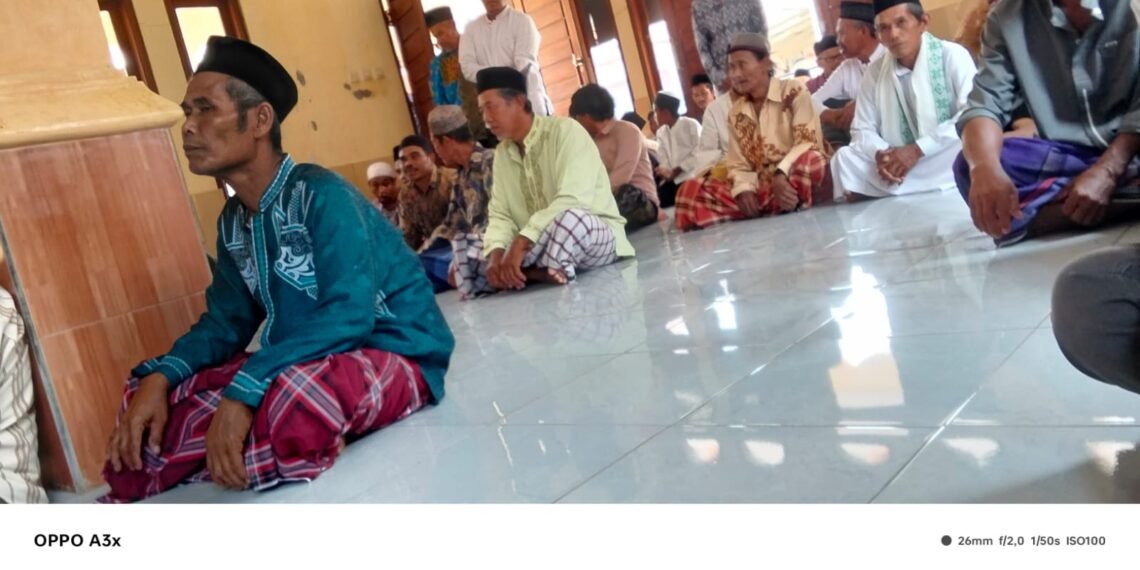 Penyuluh KUA Surade Edukasi Warga tentang Tata Cara Salat Jenazah