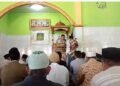 Pegawai KUA Bojonggenteng Sampaikan Pesan Keagamaan melalui Khutbah Jumat