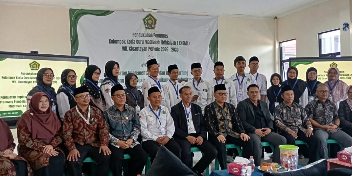 Pengukuhan Pengurus KKGMI Cicantayan Periode 2026–2030 Perkuat Kolaborasi Guru Madrasah