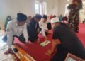 Penyuluh KUA Cikakak Lakukan Kalibrasi Arah Kiblat di Majelis Taklim Nurul Khoir