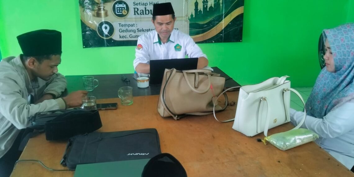 KUA Gunungguruh Optimalkan SIMAS untuk Dukung Rekomendasi Bantuan Masjid