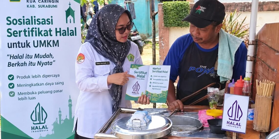 Penyuluh KUA Caringin Sosialisasikan Wajib Halal Oktober kepada Pelaku UMKM