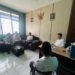 Kepala KUA Cidahu Pimpin Rapat Internal, Bahas Penataan Arsip dan Program Sawahon
