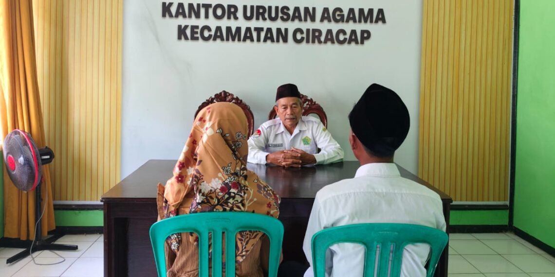 Perkuat Pemahaman Fikih Perkawinan, Penyuluh KUA Ciracap Bekali Calon Pengantin