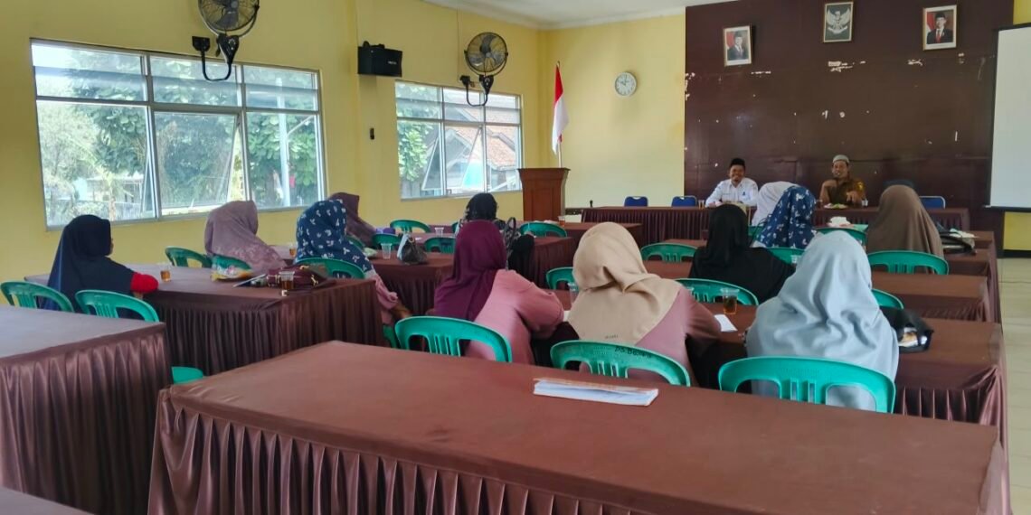Penyuluh KUA Cikembar Sosialisasikan Pencegahan Stunting di Desa Bojong