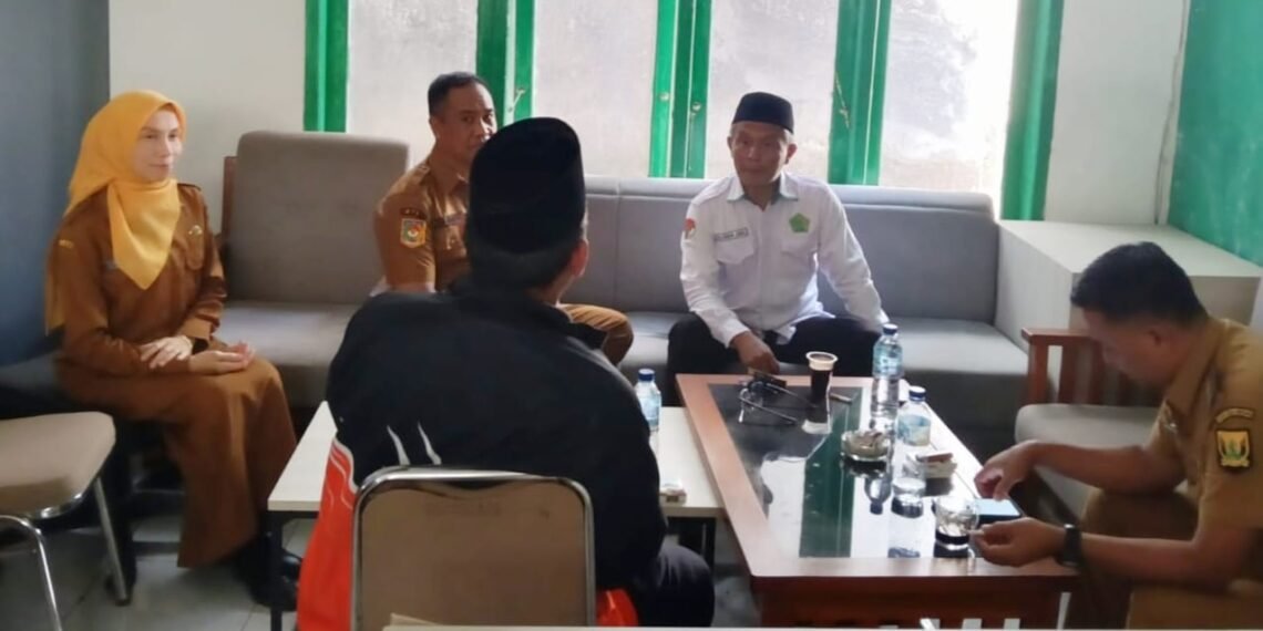 H-2 Hari Santri 2026, KUA Ciracap Bersama Camat dan Panitia Matangkan Persiapan
