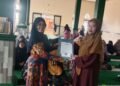 Penyuluh KUA Kabandungan Bimluh di MT Miftahussa’adah, Sekaligus Serahkan SKT