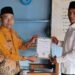 Penyuluh KUA Ciracap Serahkan SKT Majelis Taklim At-Taqwa di Pasirpanjang