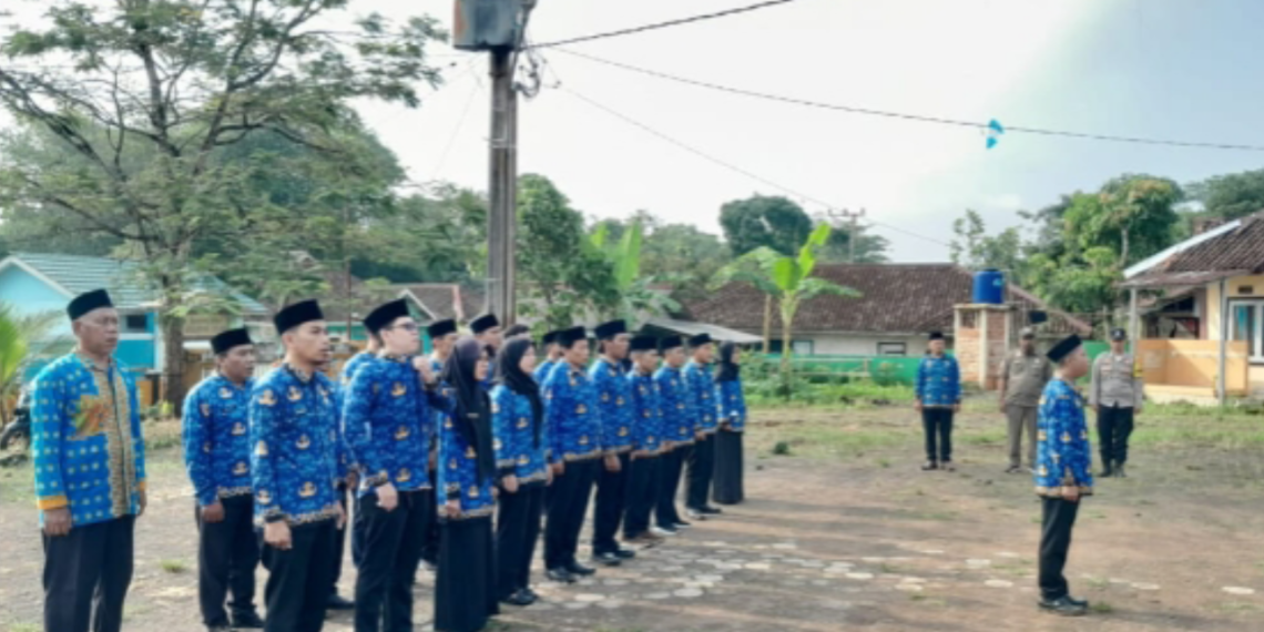 KUA Pabuaran Bersama Pemerintah Kecamatan Peringati Hari Kesaktian Pancasila