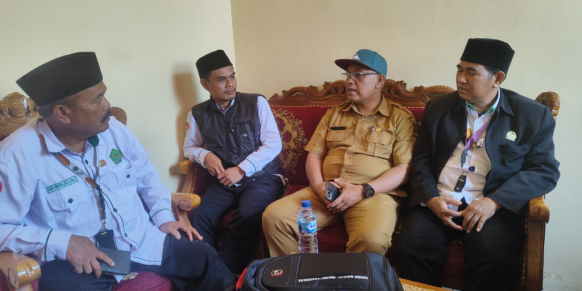 KUA Cikakak Perkuat Sinergi dengan Puskesmas, Bahas Kesiapan Kesehatan Calon Pengantin
