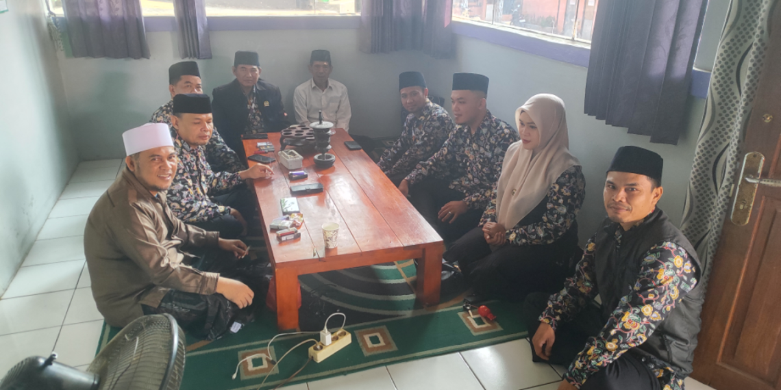 Penyuluh KUA Cikakak Jalin Silaturahmi dengan Ponpes Darul Aitam