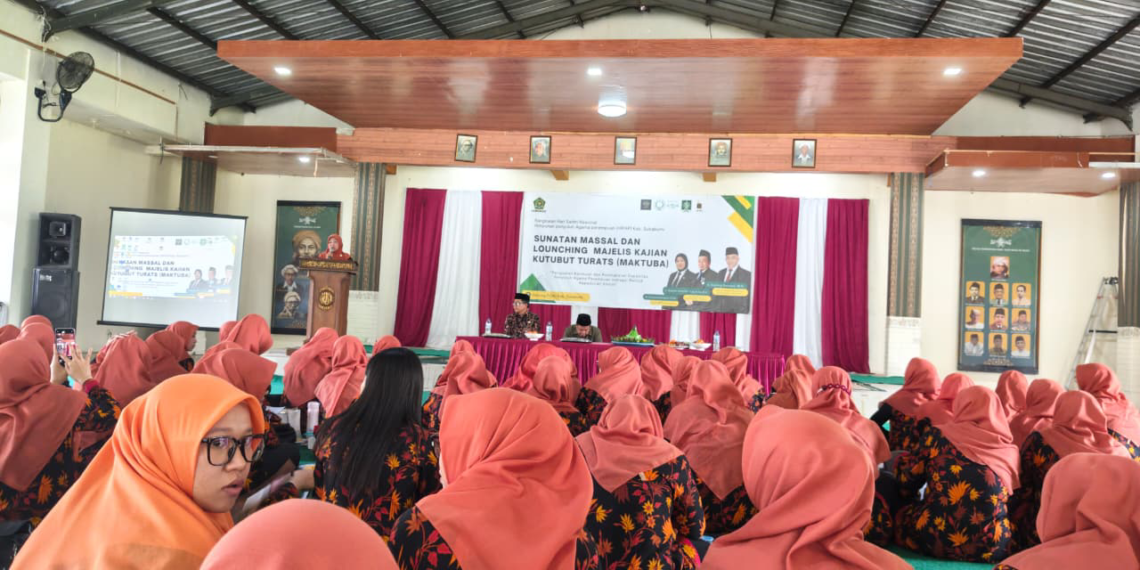 Penyuluh Agama Perempuan KUA Cicantayan Dukung Khitanan Massal dan Peluncuran MAKTUBA HIPAP