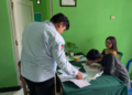 Pastikan Administrasi dan Kesiapan Catin, Penghulu KUA Cicantayan Layani Pemeriksaan Berkas dan Bimwin Mandiri