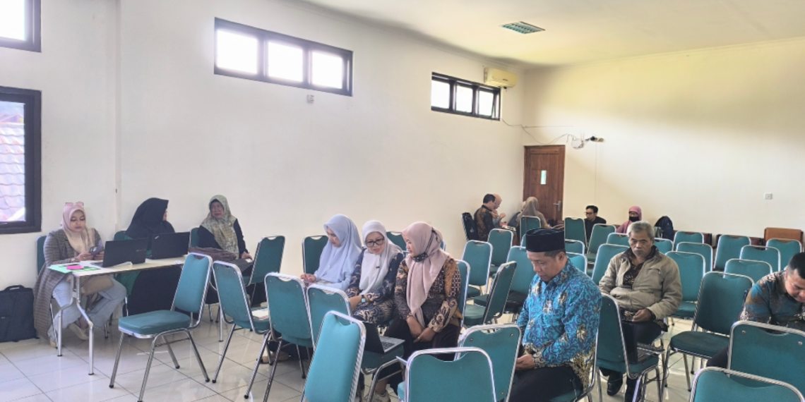 Pegawai Kemenag Kabupaten Sukabumi Lakukan Pengisian COI Bersama melalui Aplikasi SIAPI