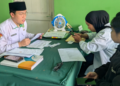 Permudah Akses Informasi, Penghulu KUA Cicantayan Edukasi Calon Pengantin tentang Pendaftaran Nikah