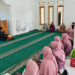Perkuat Keimanan, Penyuluh KUA Cikembar Bimbing Jemaah Majelis Taklim Arrohman