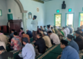 Kepala KUA Cicantayan Sosialisasikan Wakaf Produktif dalam Safari Jumat Keliling