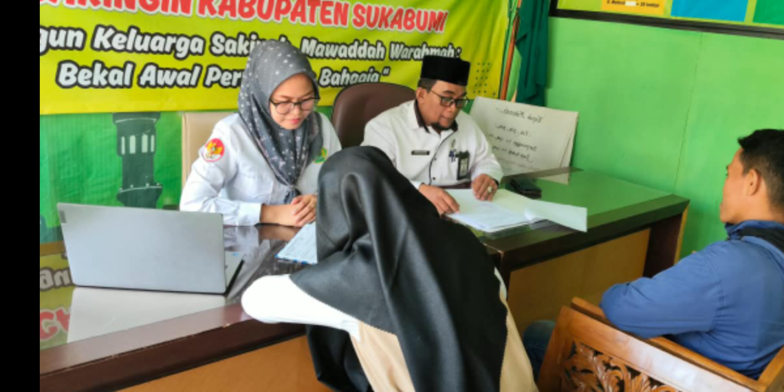 Penyuluh Agama Islam dan Penghulu KUA Caringin Dampingi Calon Pengantin melalui Bimbingan Perkawinan Mandiri